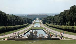 Palatset i Caserta är ett av de största i Europa