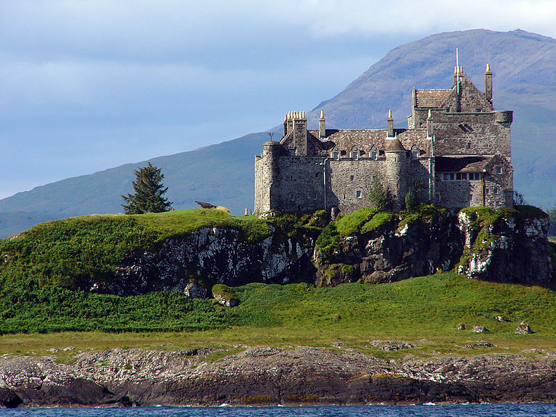 I historiska Oban finns bland annat klanen Macleans gamla slott